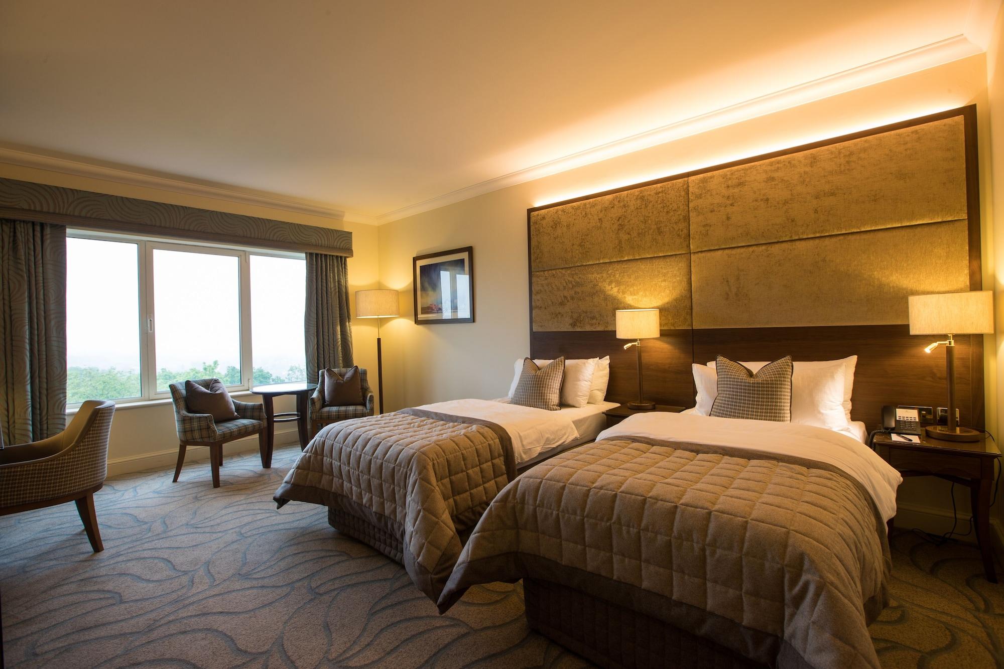 The Celtic Manor Resort Newport  Dış mekan fotoğraf A room at the InterContinental Dublin