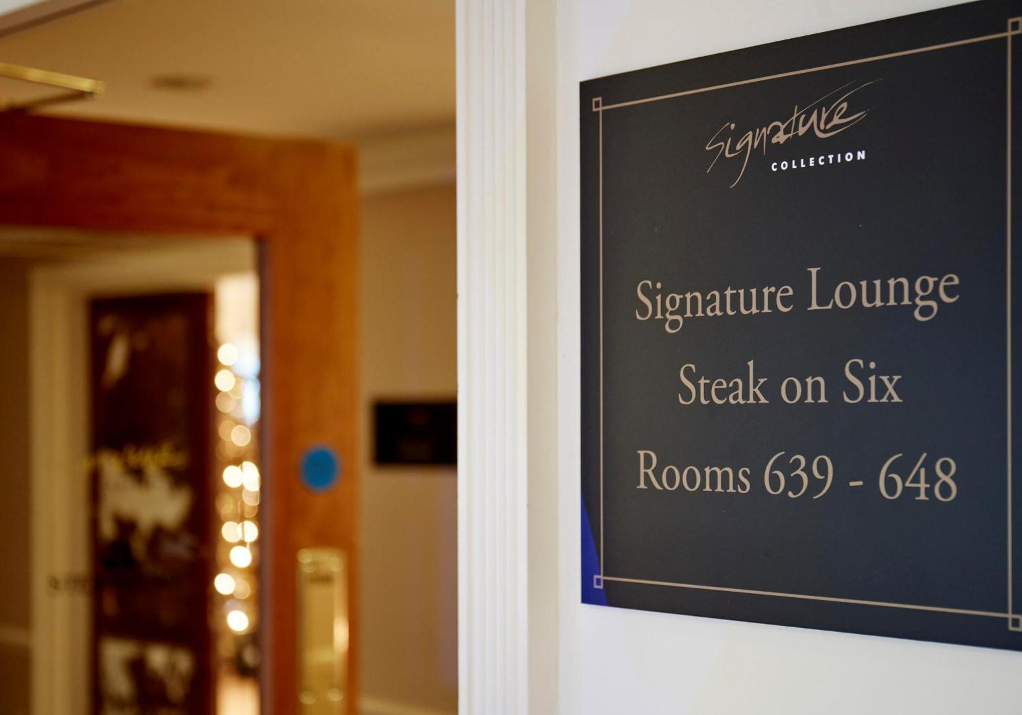 The Celtic Manor Resort Newport  Dış mekan fotoğraf Signature Lounge at London Heathrow Airport