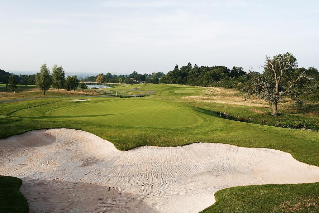 The Celtic Manor Resort Newport  Dış mekan fotoğraf Golf course at the Château de Chaumont
